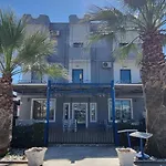 2 Palmat Hotel