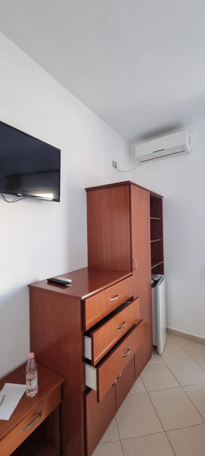 2 Palmat 2* Ksamil