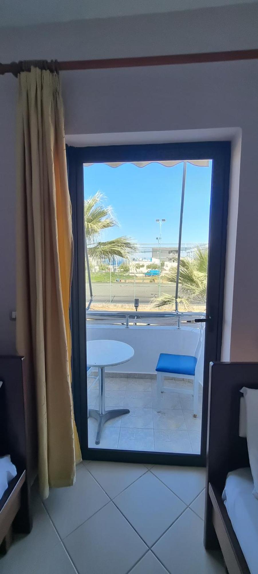 2 Palmat Hotel